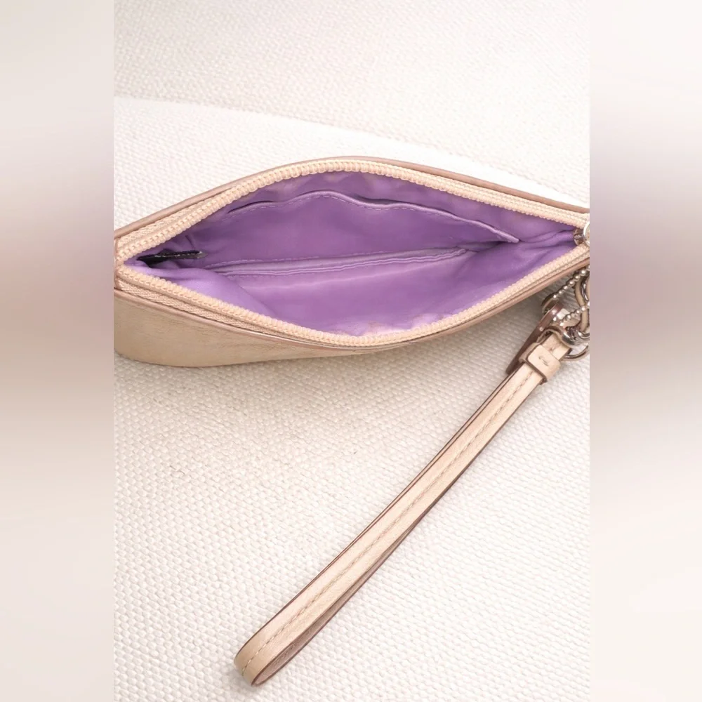 Coach Metallic Beige Leather Y2K‎ Wristlet/Clutch- Small